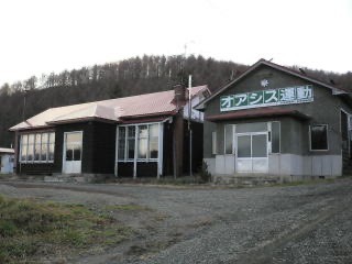 新田中小学校の校舎